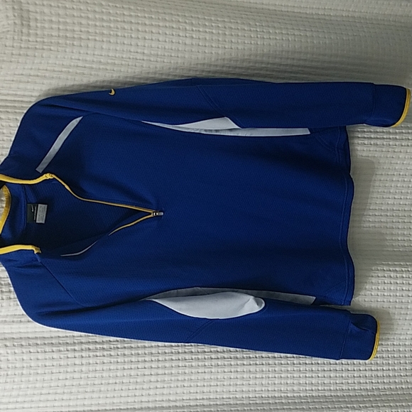 Nike quarter zip pull over
